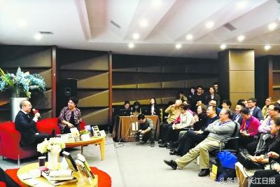 马云、潘石屹等10余位知名企业家密集到访卓尔书店，分享创业故事